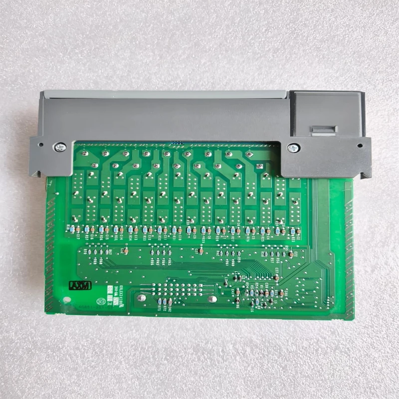 Allen-Bradley 1746-ITB16 SLC 500 Fast DC Sink Input Module | 16 Point 24V DC High-Speed Input thumbnail 6